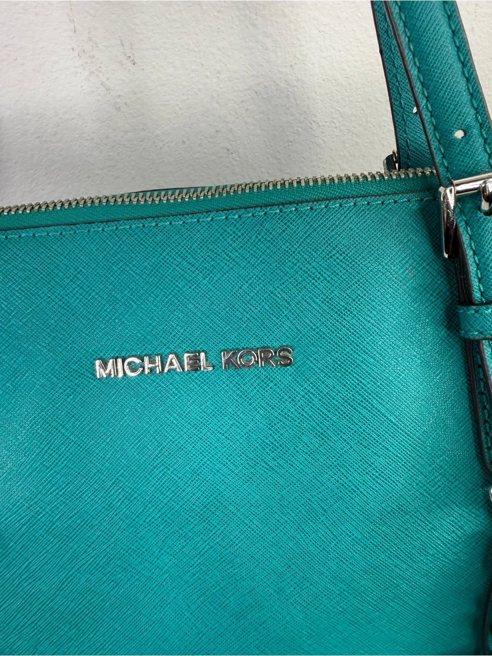 Michael Kors leather tote bag and matching zip wallet set